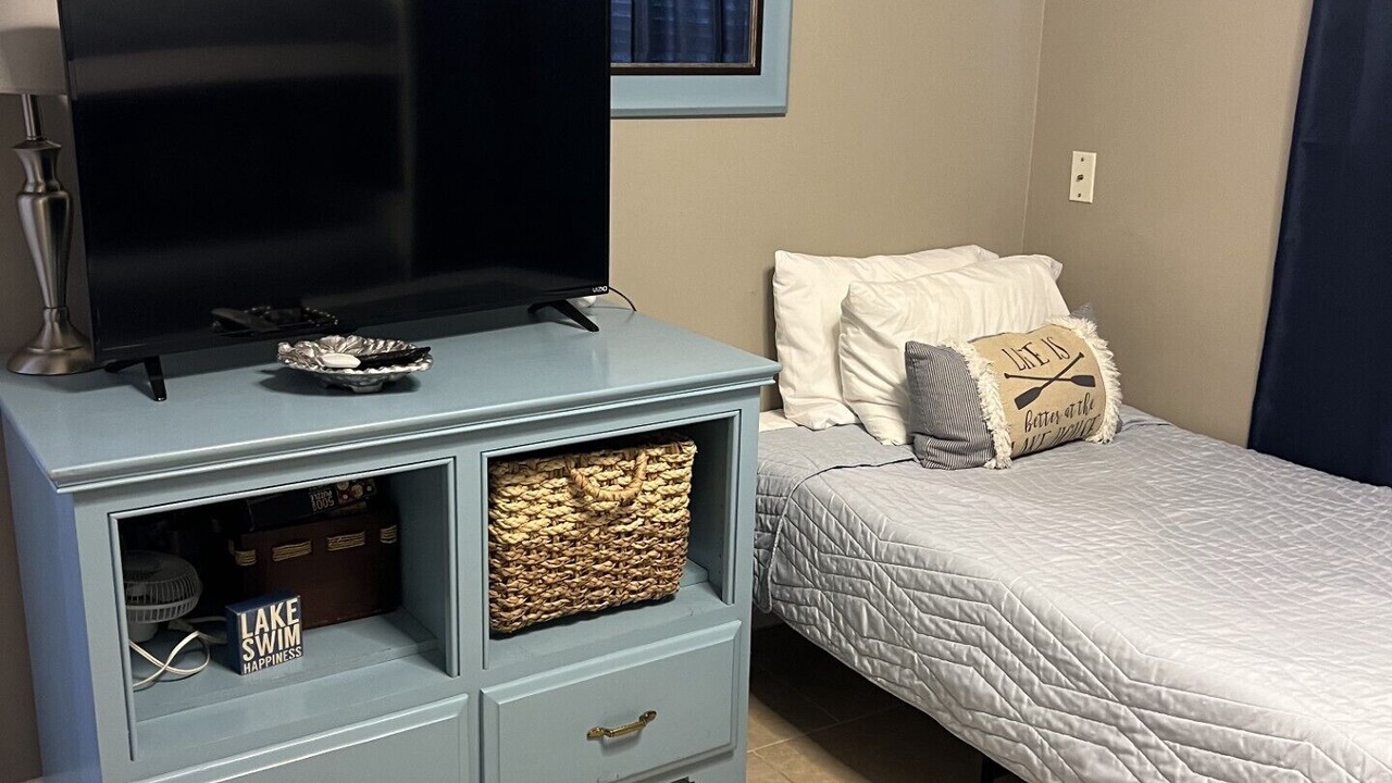 Photo of Bedroom in Lake Park
