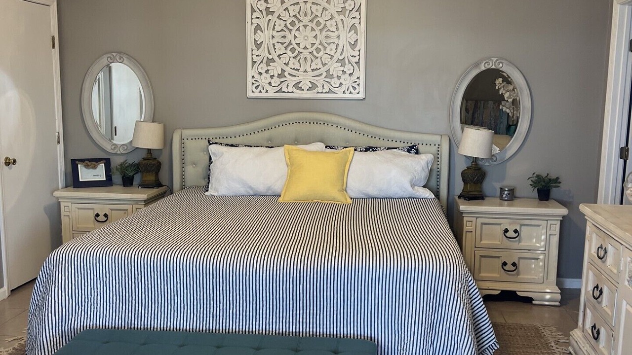 Photo of Bedroom in Lake Park