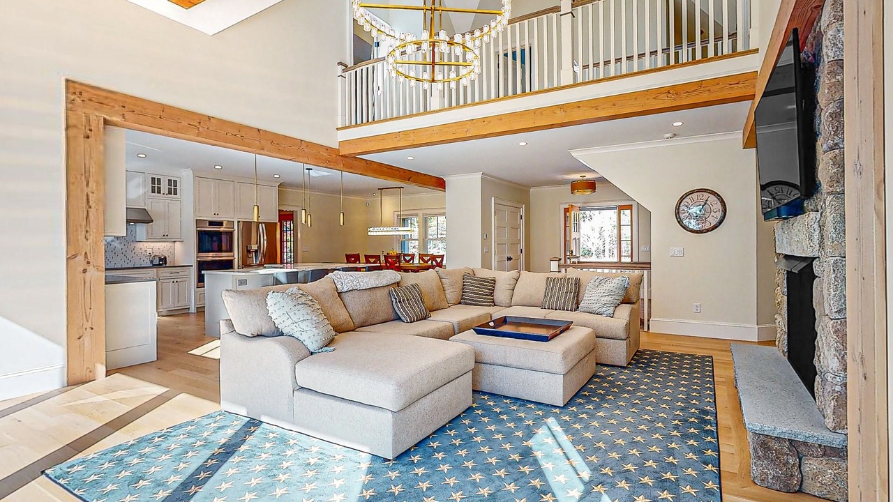 Photo of Livingroom in Plymouth