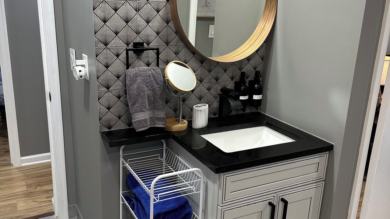 Photo of Bathroom in Colonial Beach