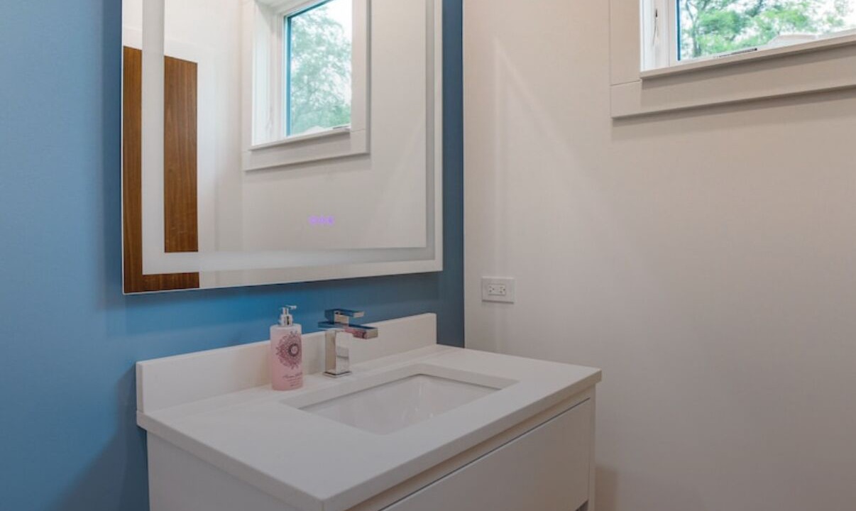 Photo of Bathroom in Miller Beach