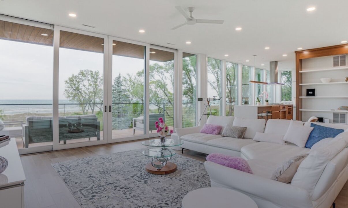 Photo of Livingroom in Miller Beach