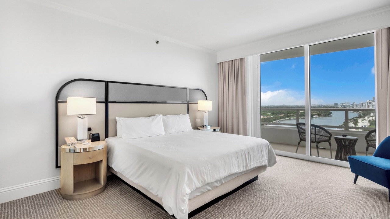 Photo of Bedroom in Mid Beach