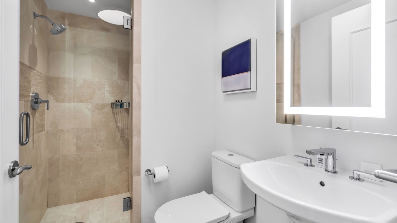 Photo of Bathroom in Mid Beach