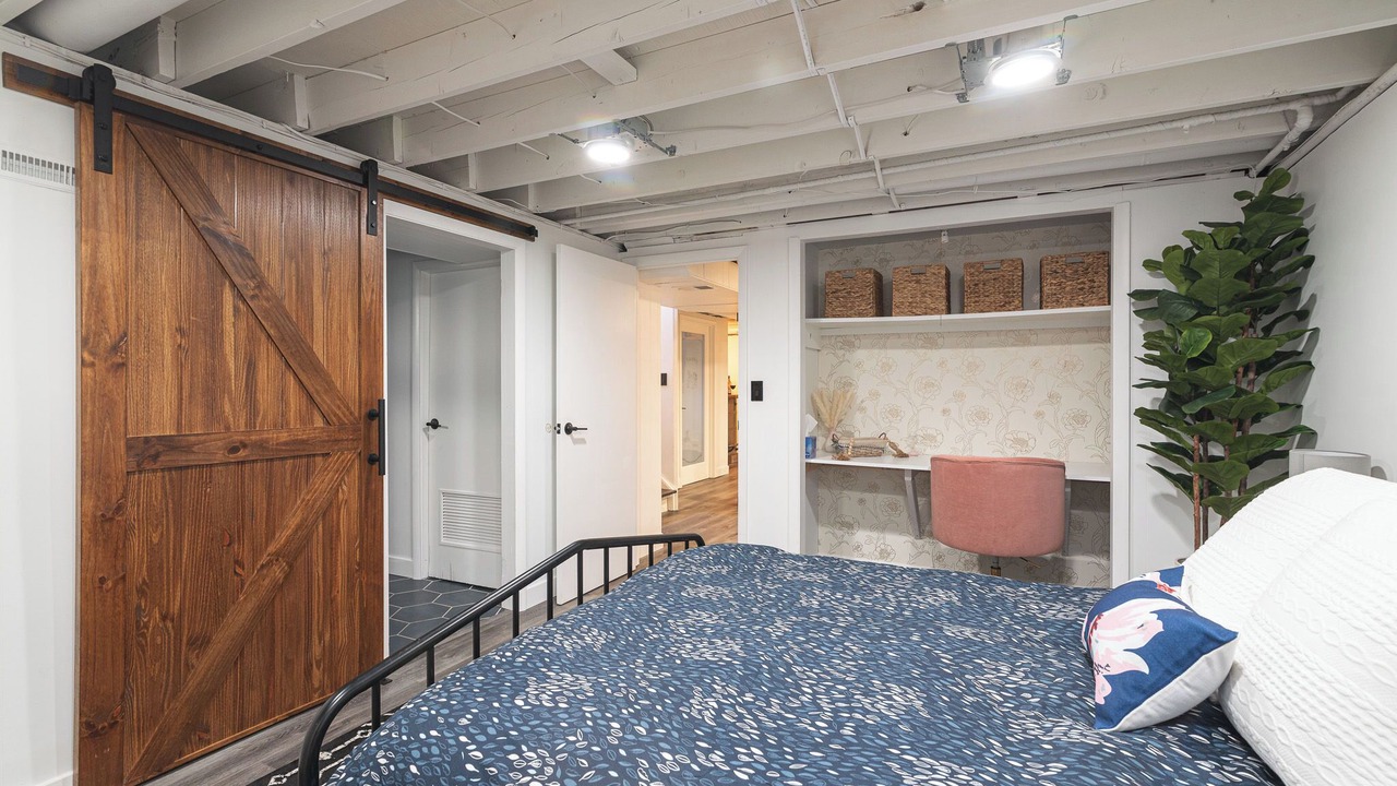 Photo of Bedroom in Michigan City