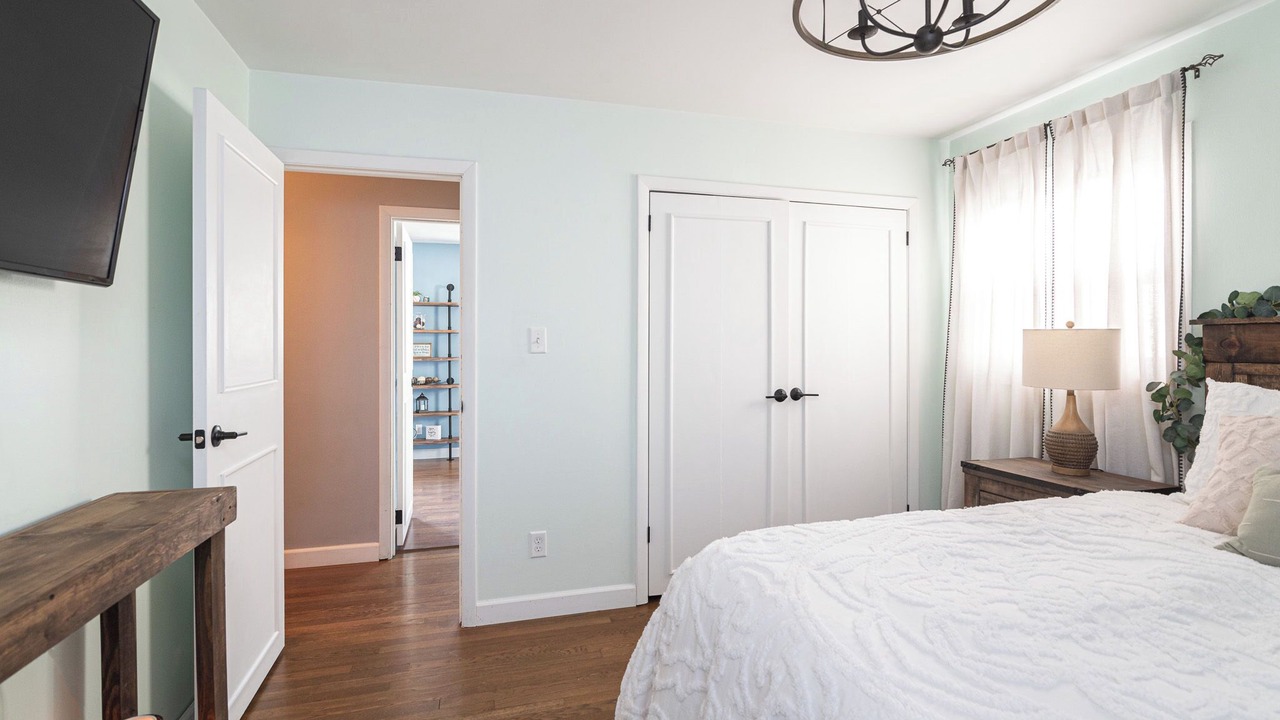 Photo of Bedroom in Michigan City
