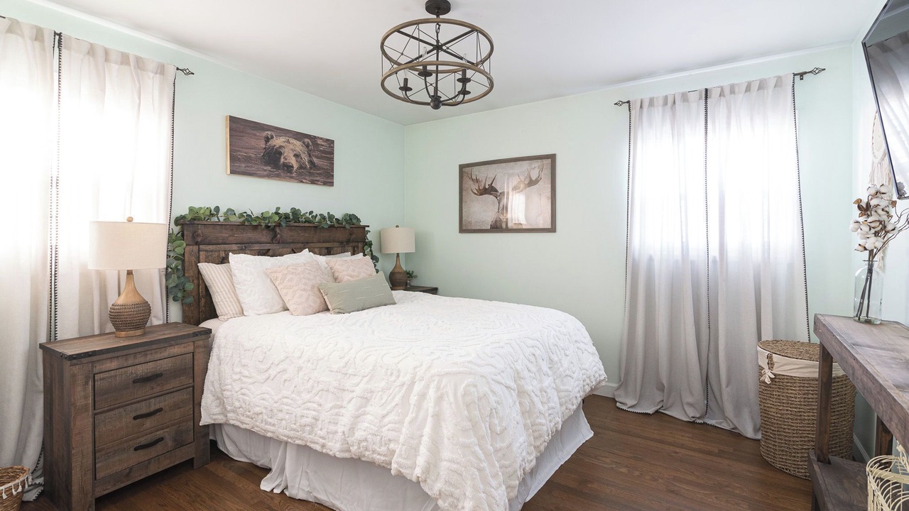 Photo of Bedroom in Michigan City