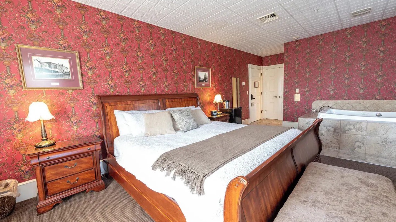 Photo of Bedroom in Geneseo
