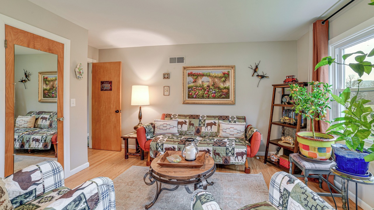 Photo of Livingroom in Franklin