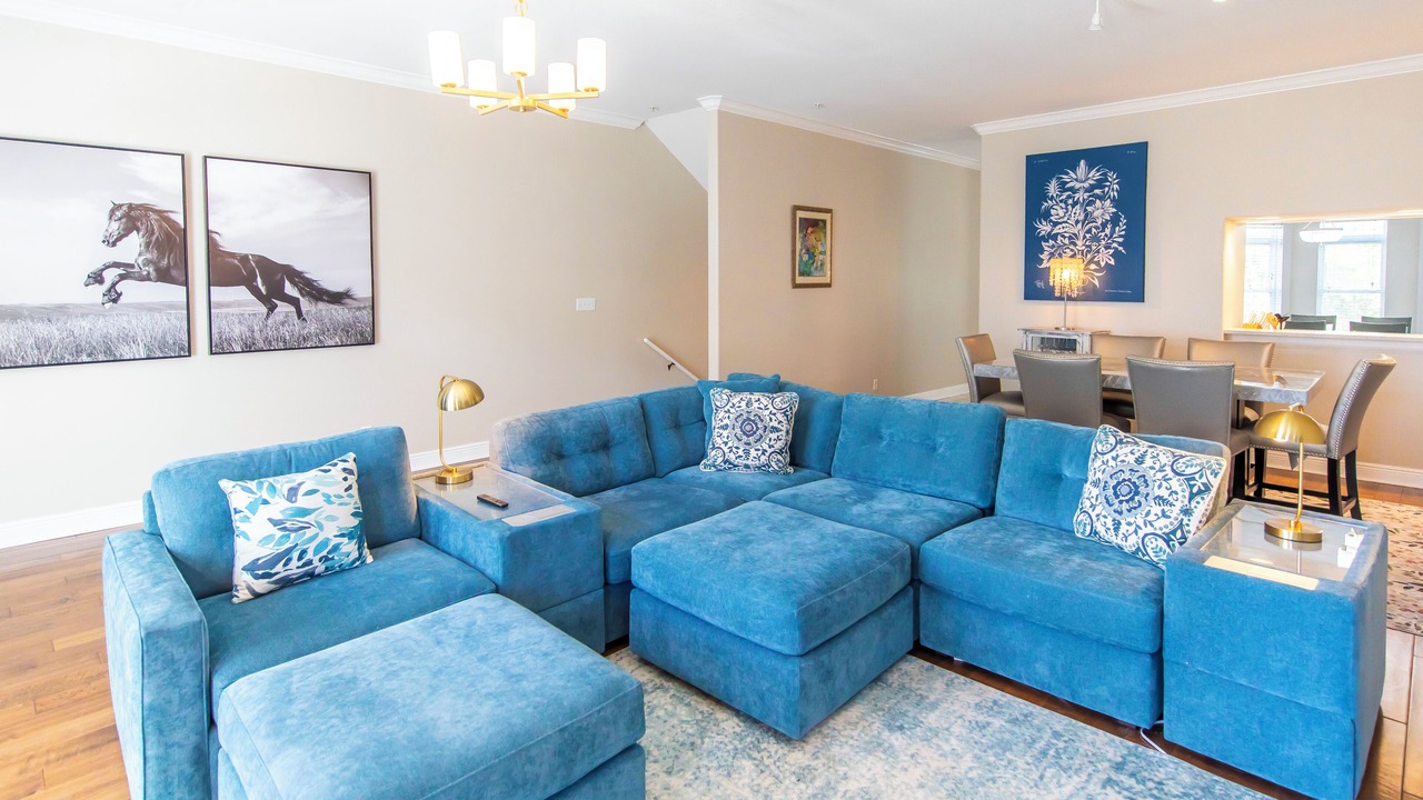 Photo of Livingroom in Gulf Place