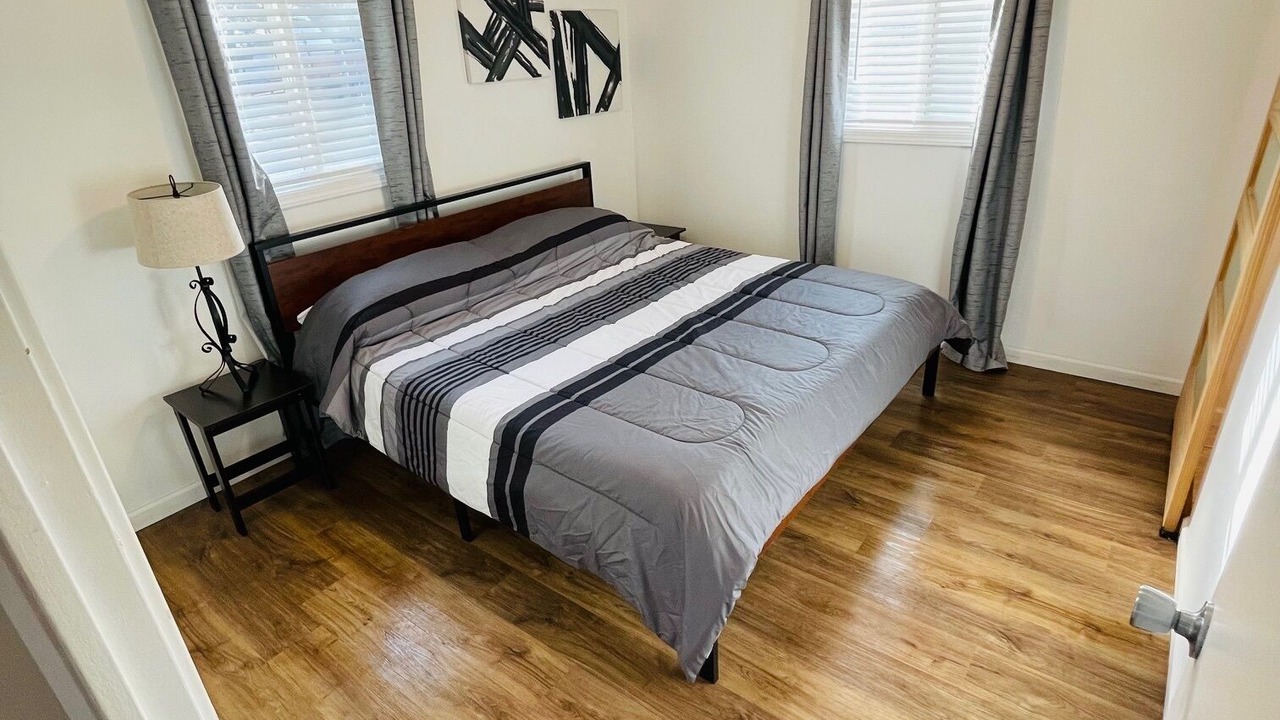 Photo of Bedroom in Muncie