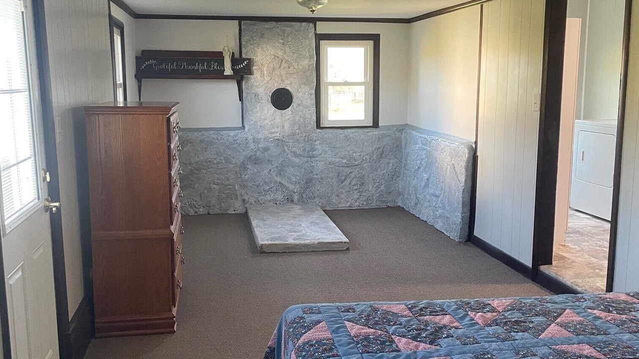 Photo of Bedroom in Bland