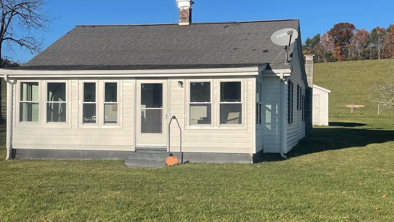 Photo of Outdoor in Bland