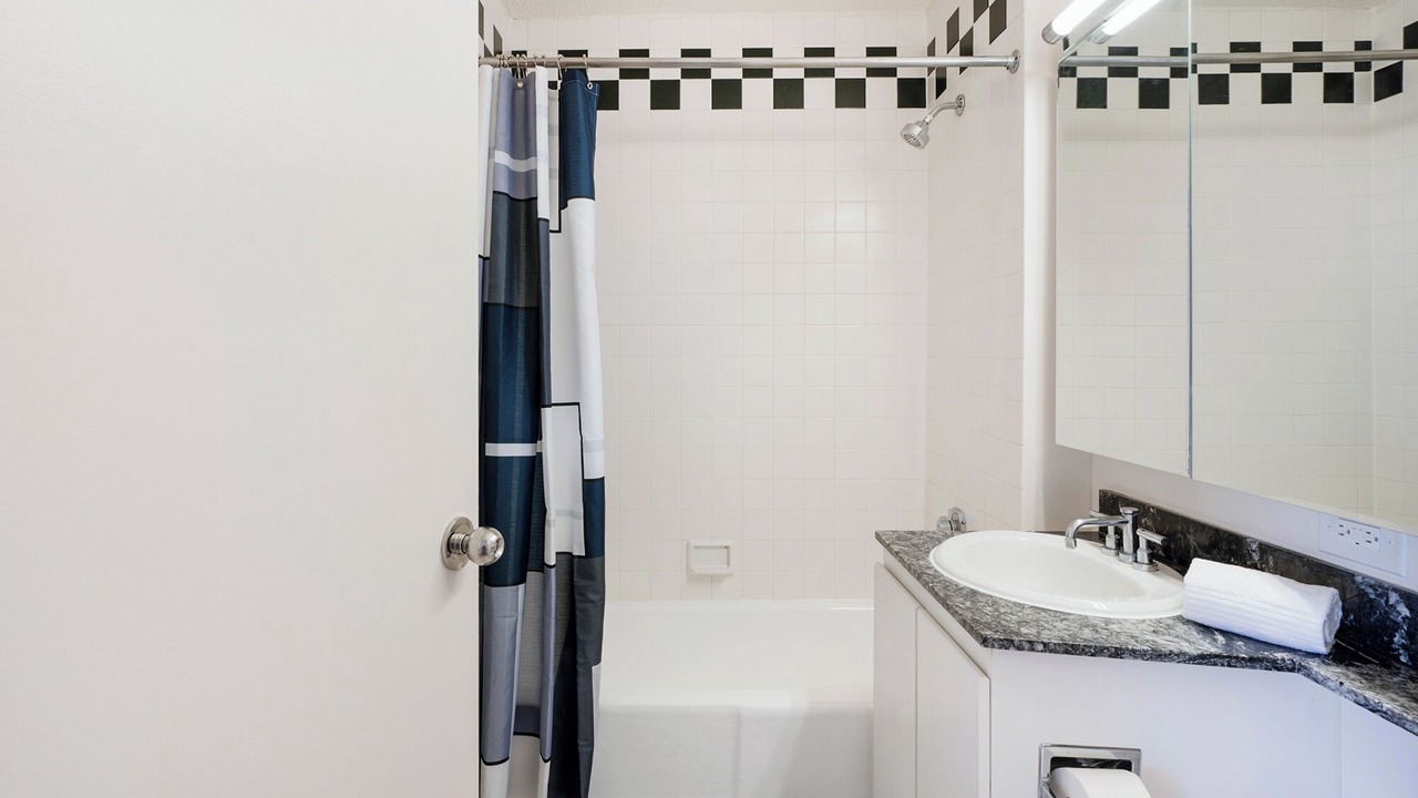 Photo of Bathroom in East Harlem