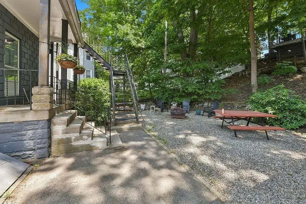 Photo of Outdoor in West Roxbury