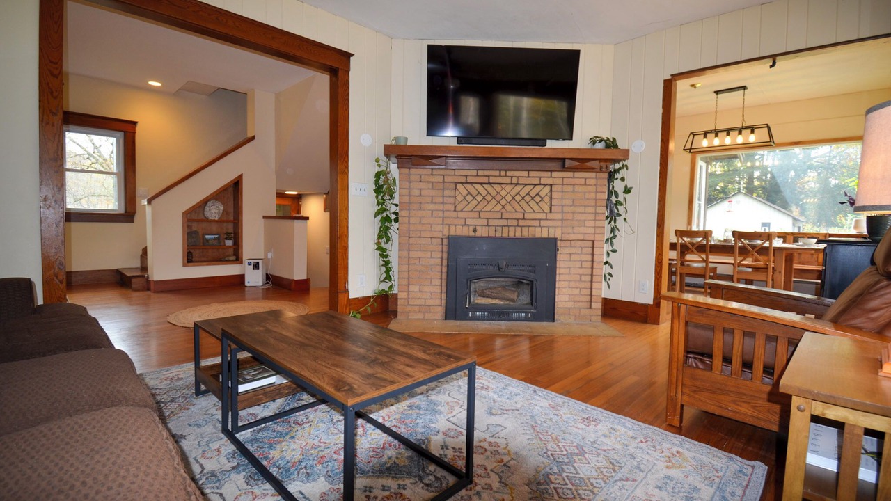 Photo of Livingroom in Colden