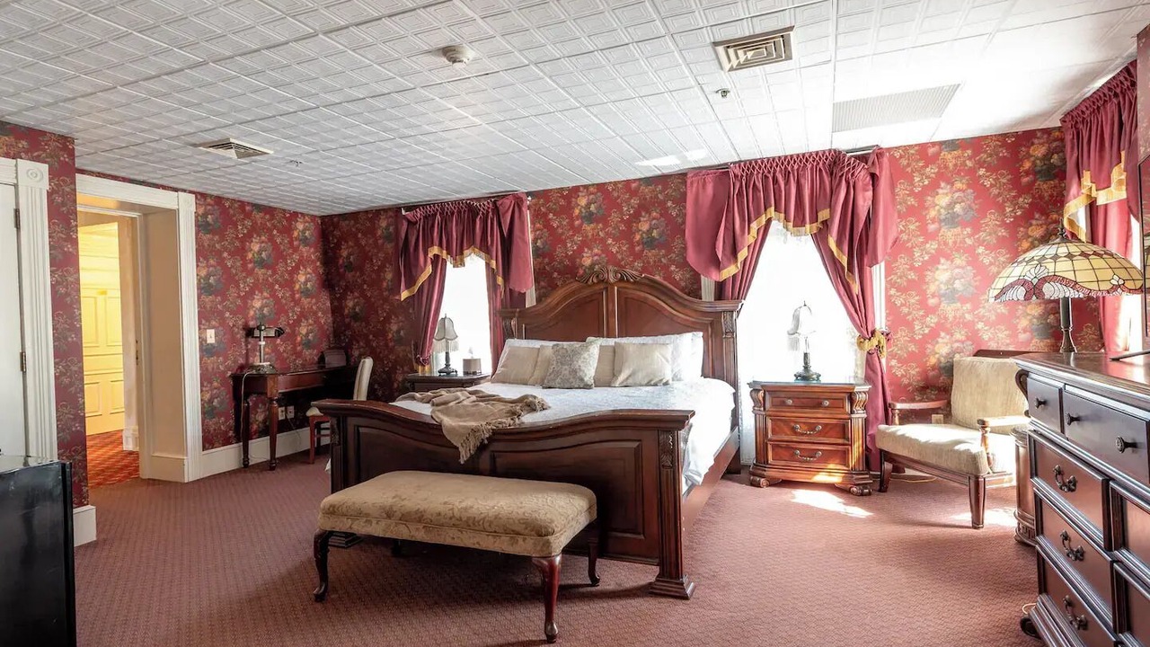 Photo of Bedroom in Geneseo