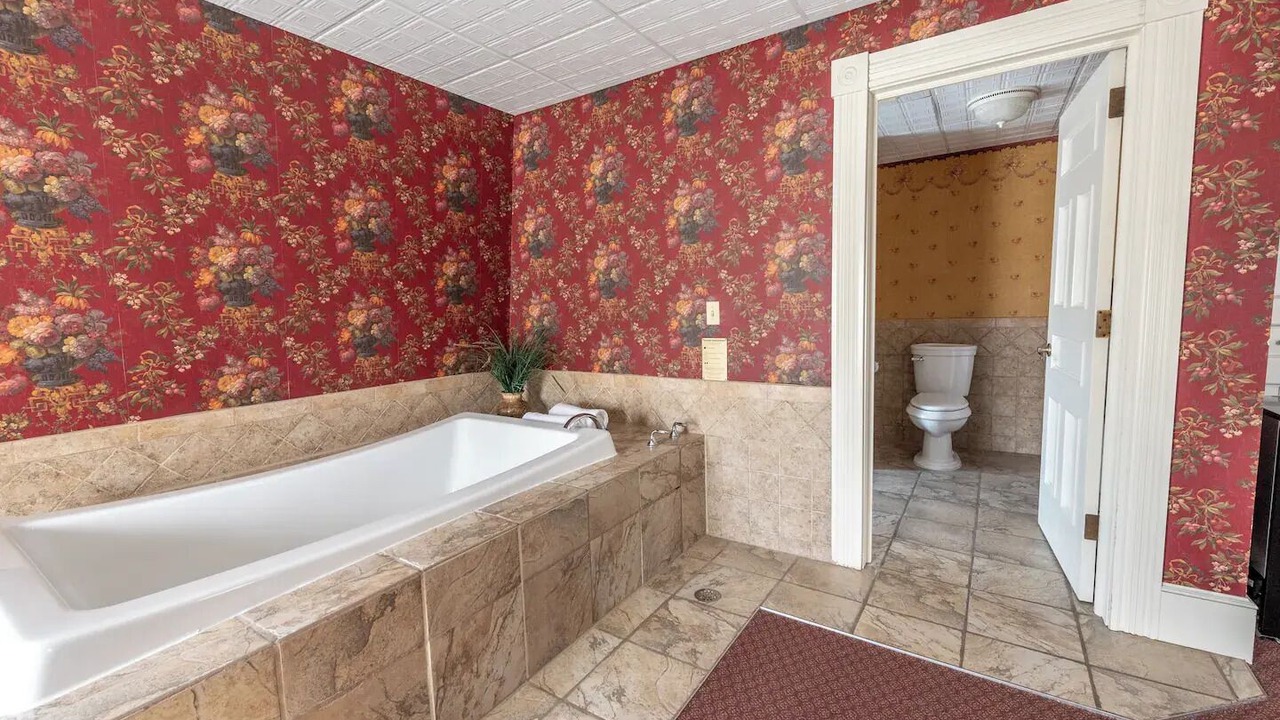 Photo of Bathroom in Geneseo