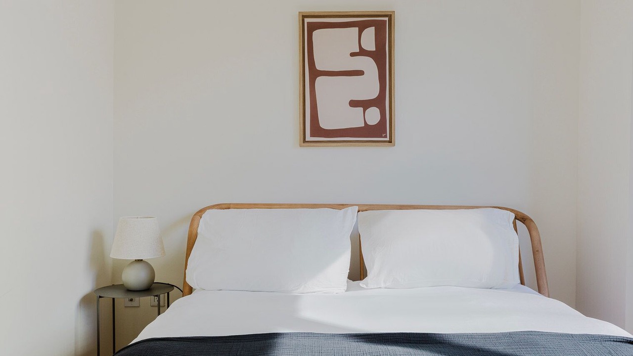 Photo of Bedroom in Hunters Point