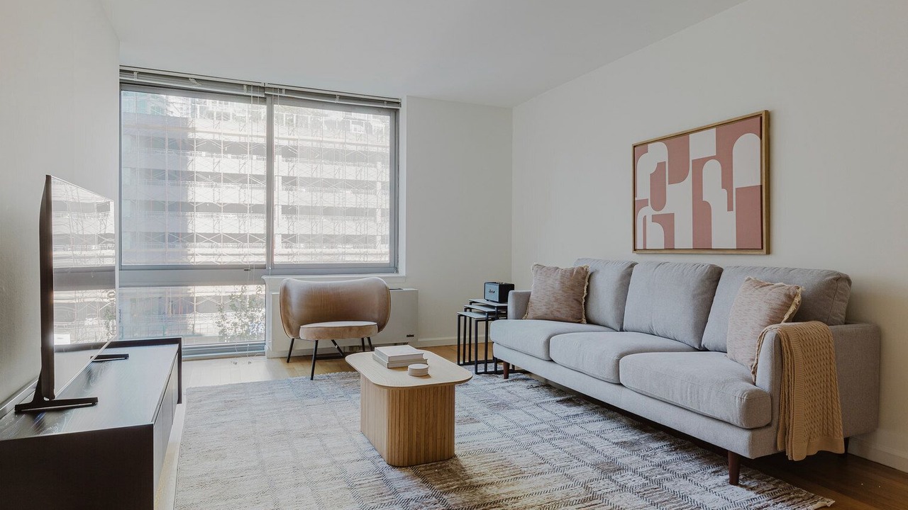Photo of Livingroom in Hunters Point