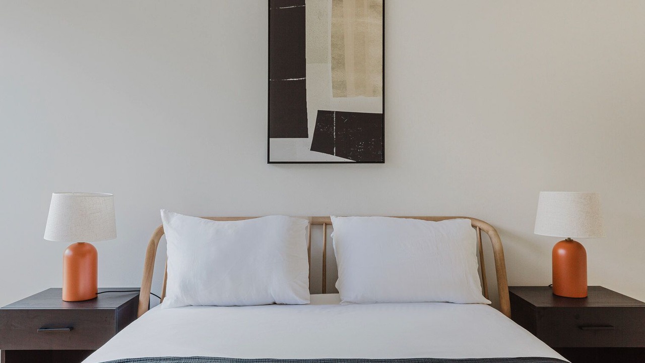 Photo of Bedroom in Hunters Point