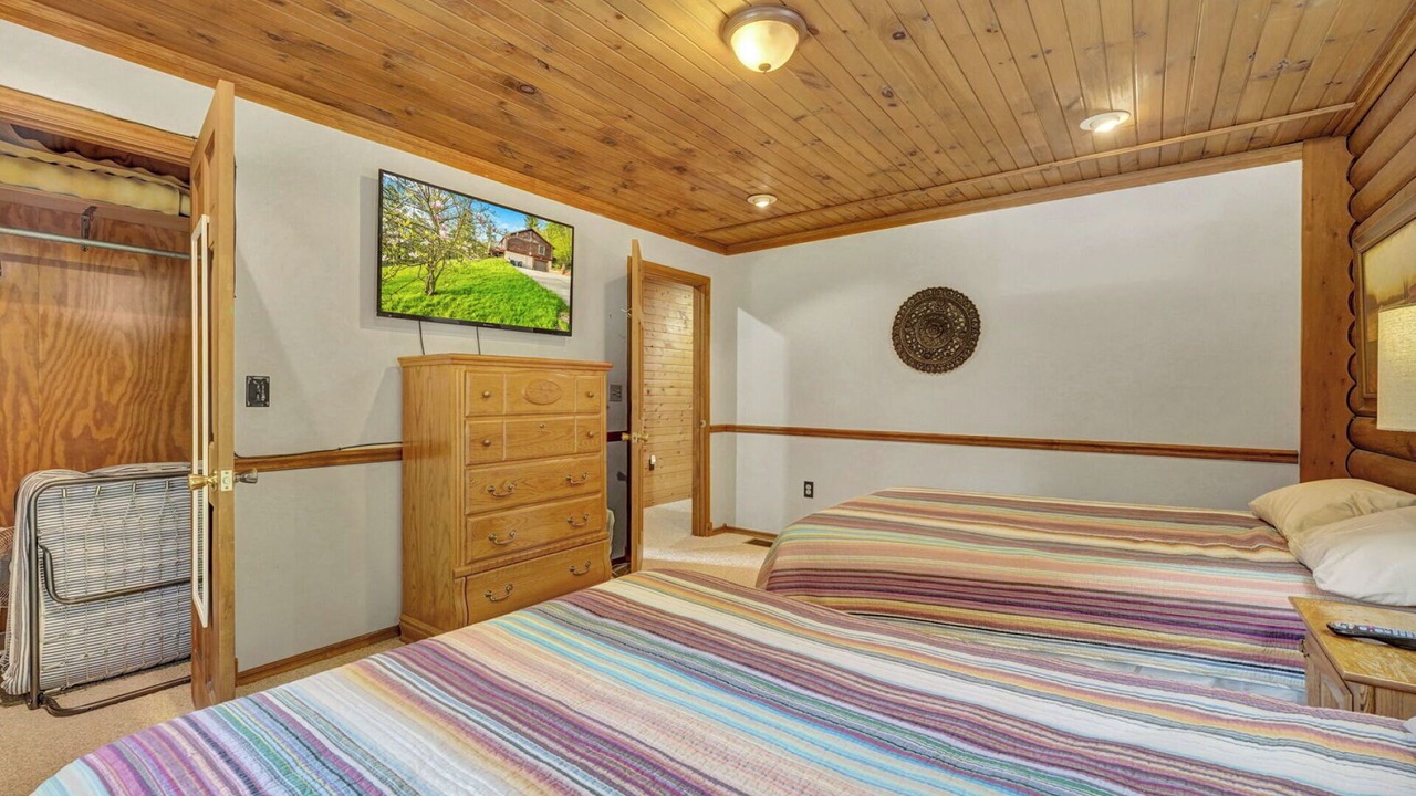 Photo of Bedroom in Lime Lake-Machias