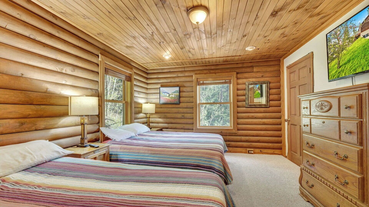 Photo of Bedroom in Lime Lake-Machias