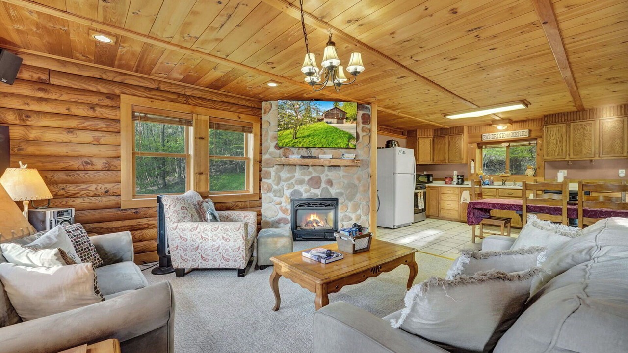 Photo of Livingroom in Lime Lake-Machias