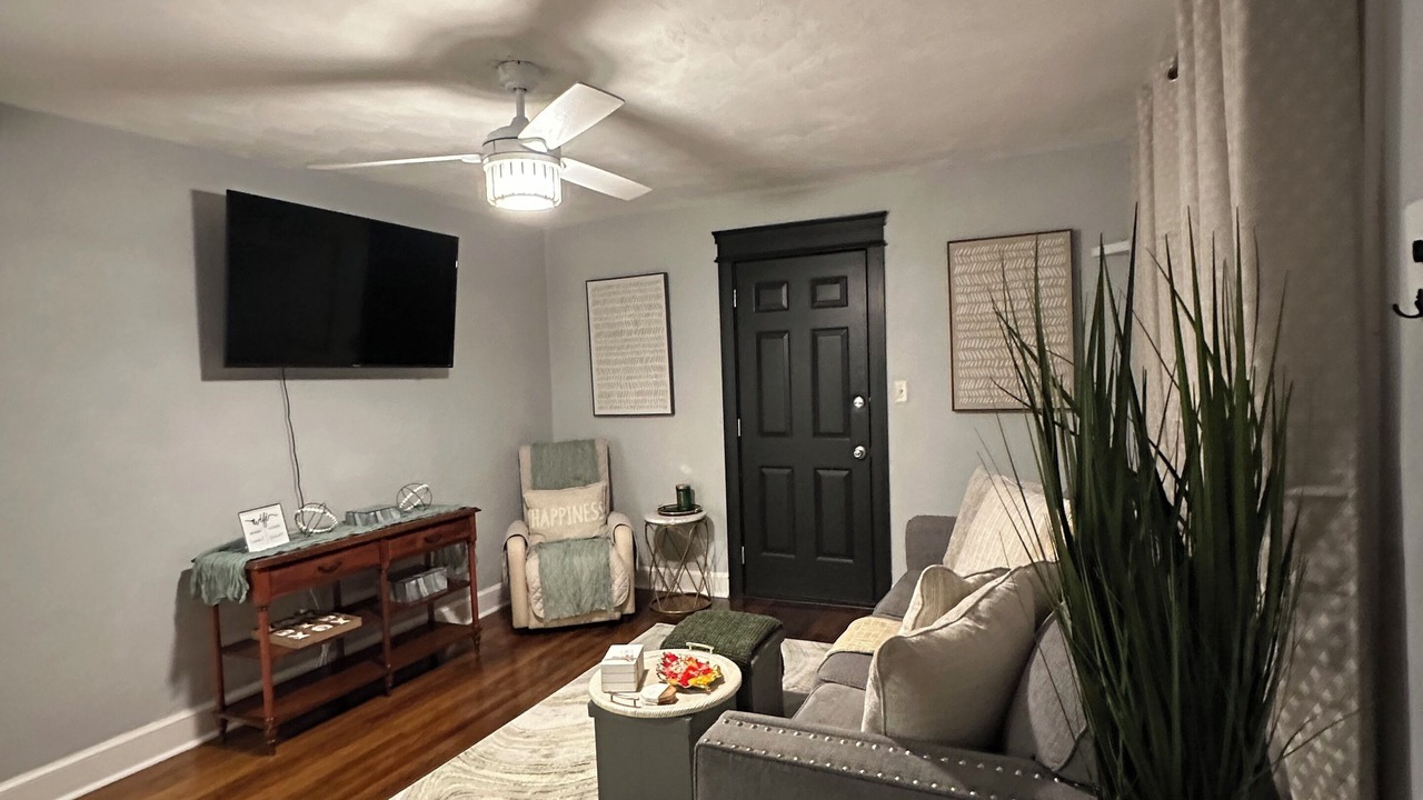 Photo of Livingroom in Roanoke