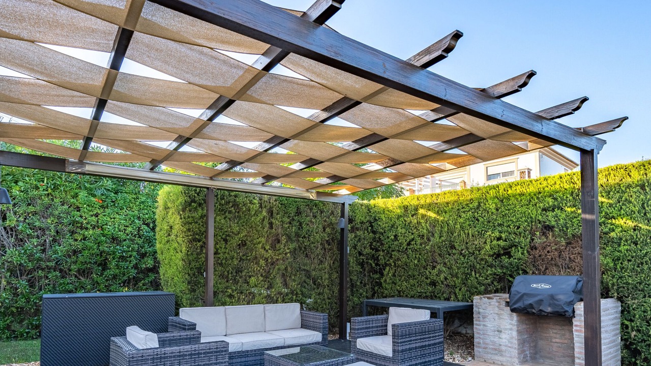Photo of Patio Balcony in Alpouvar