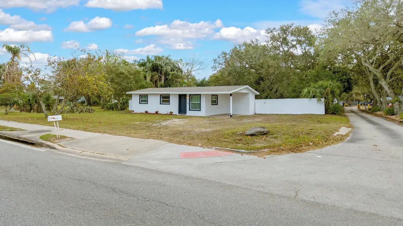 Photo of Outdoor in Titusville