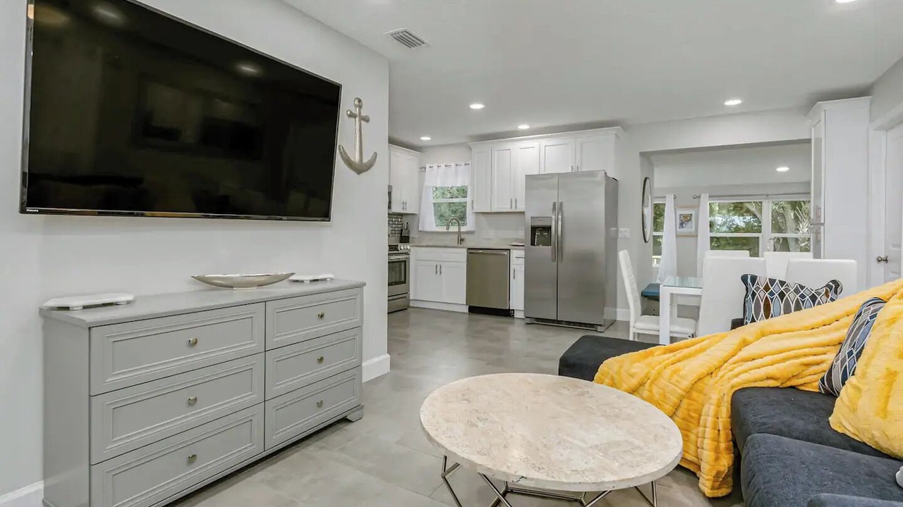 Photo of Livingroom in Titusville