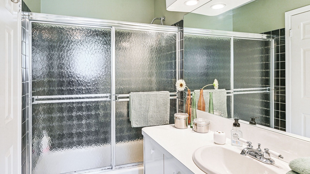 Photo of Bathroom in Hauppauge