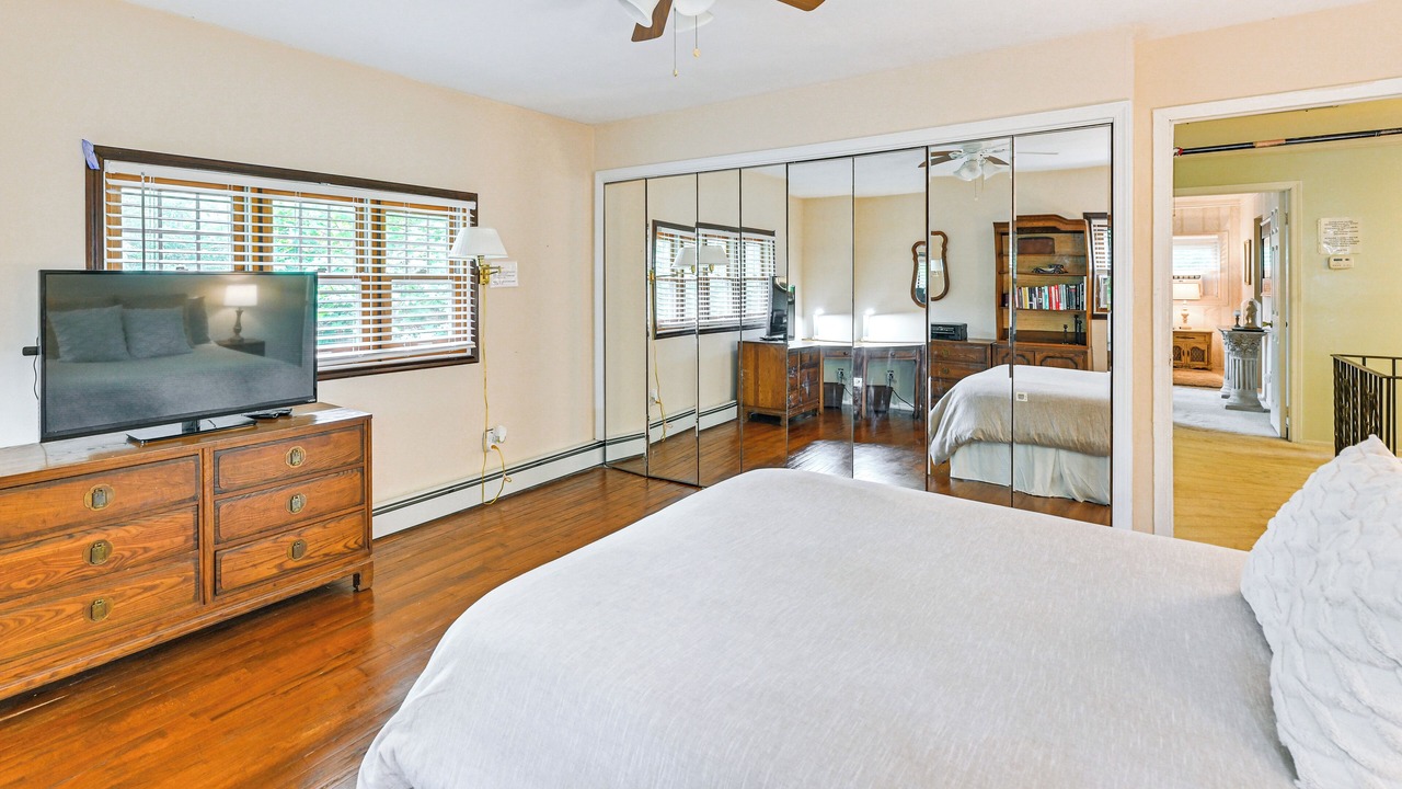 Photo of Bedroom in Hauppauge