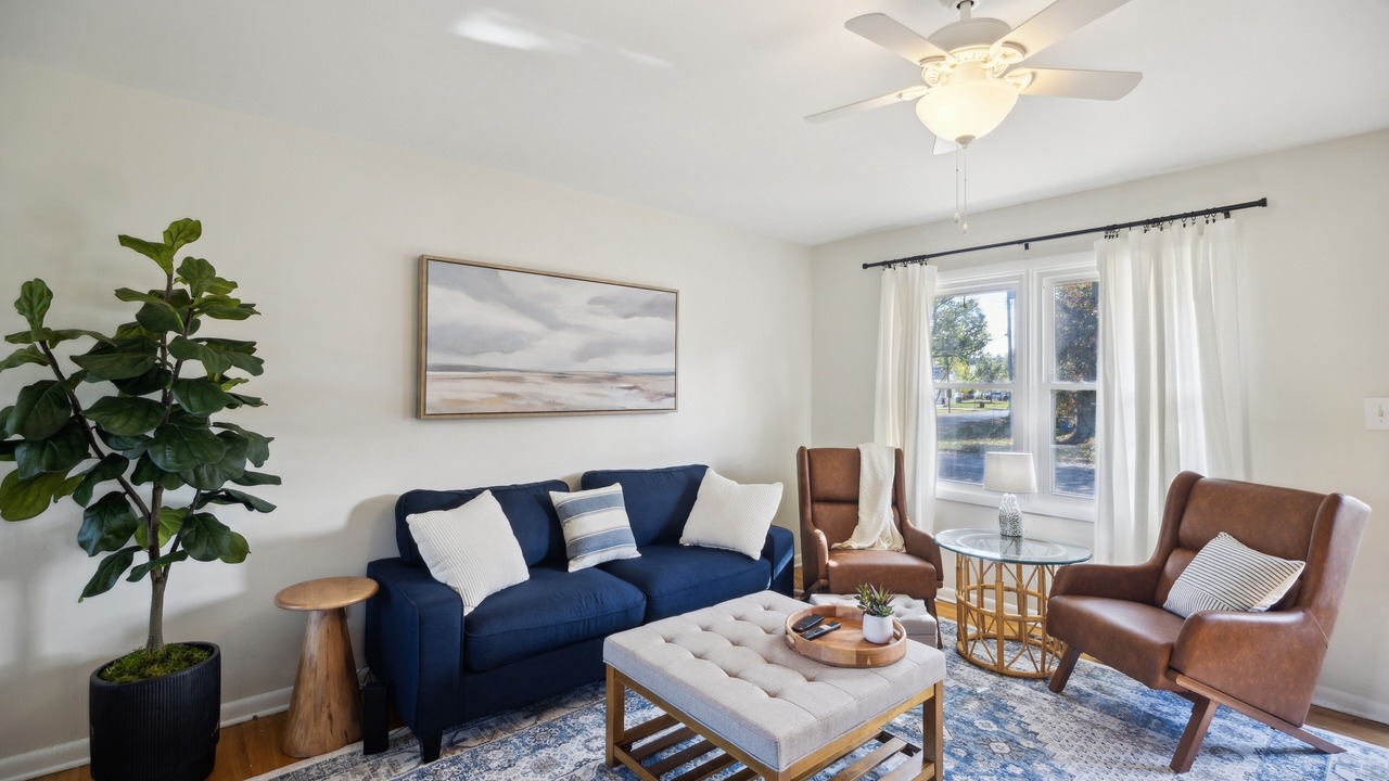 Photo of Bedroom in Buckroe Beach