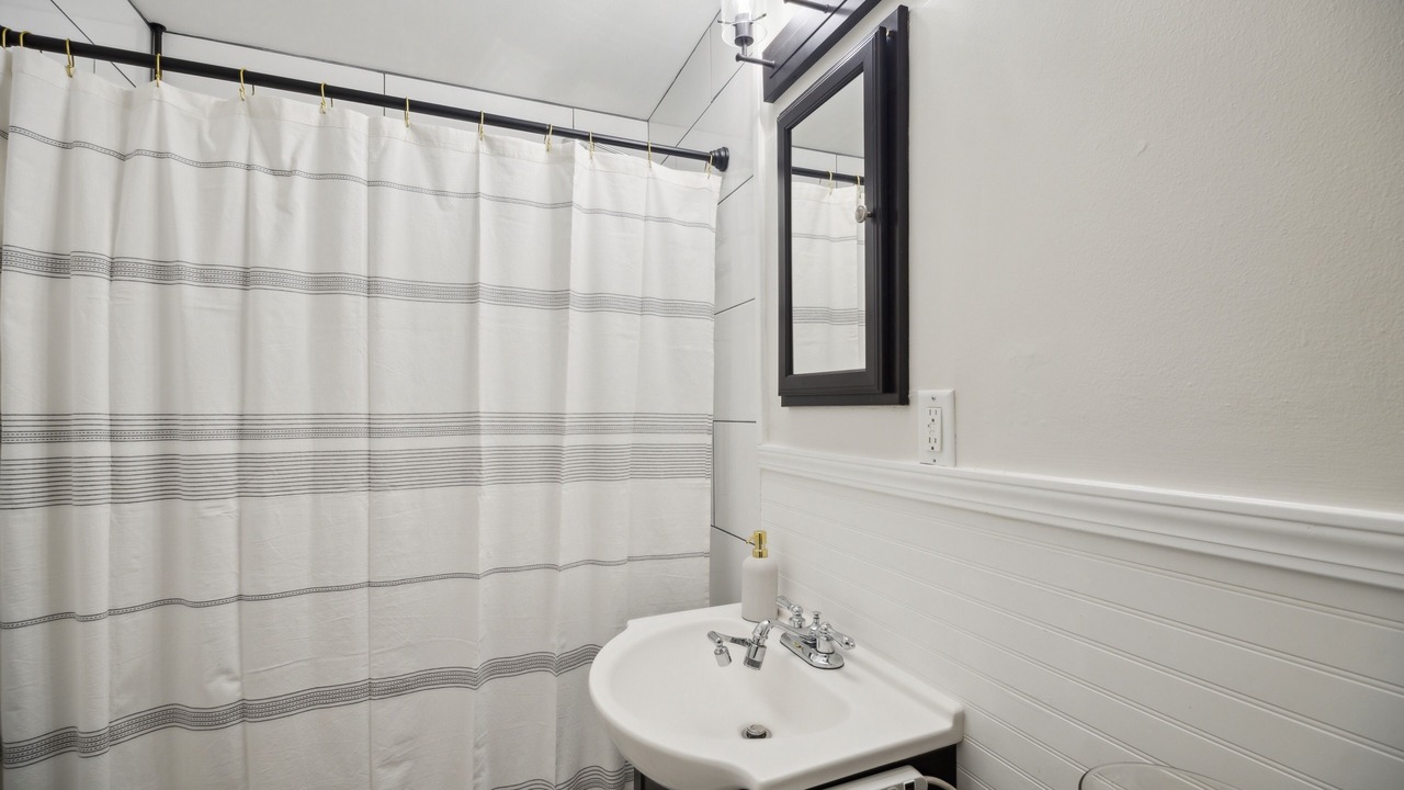 Photo of Bathroom in Buckroe Beach