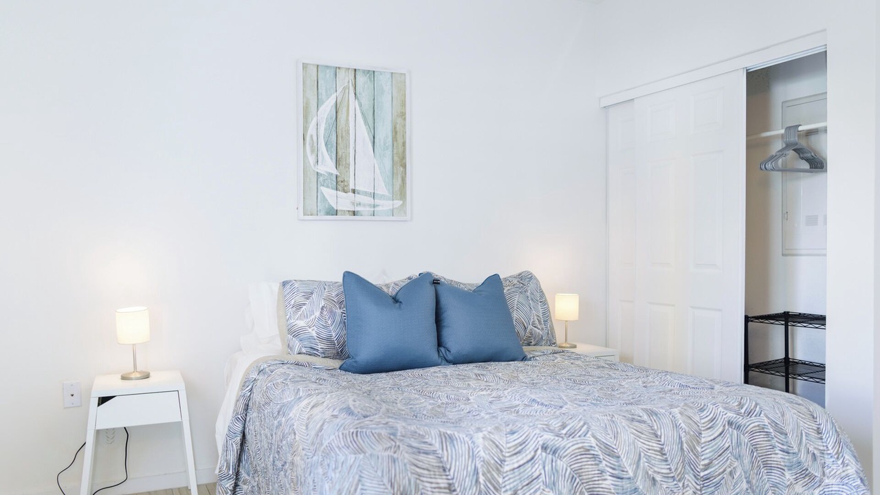 Photo of Bedroom in Midtown