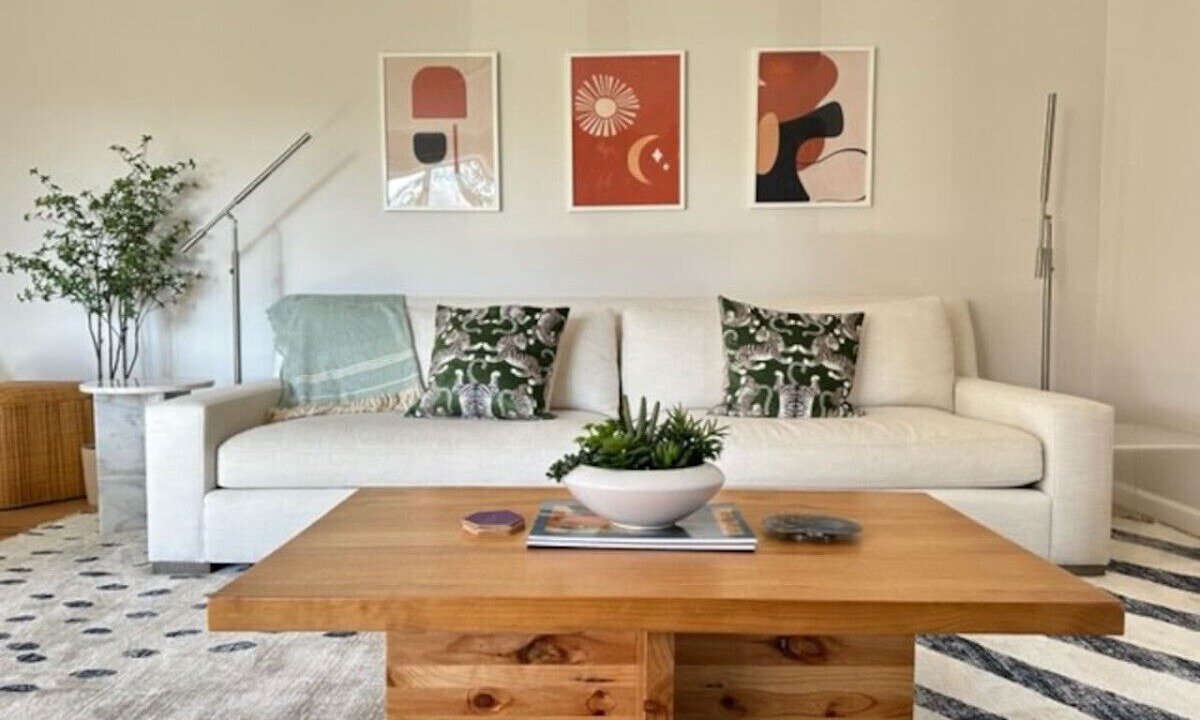Photo of Livingroom in East Patchogue