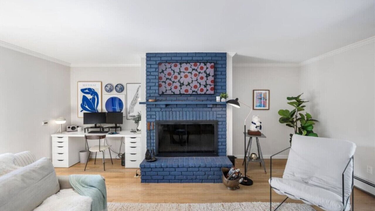 Photo of Livingroom in East Patchogue