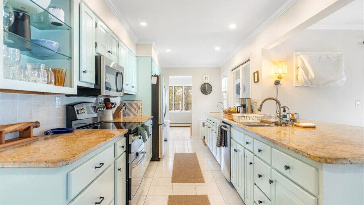 Photo of Kitchen in East Patchogue