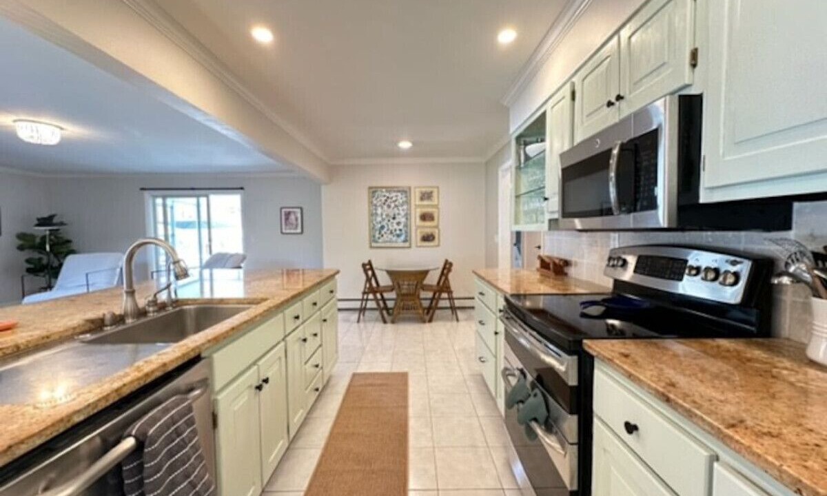 Photo of Kitchen in East Patchogue