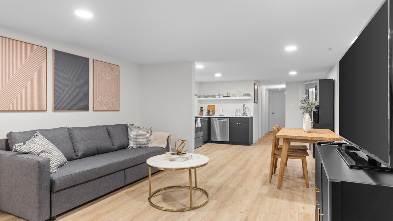 Photo of Livingroom in Logan Circle