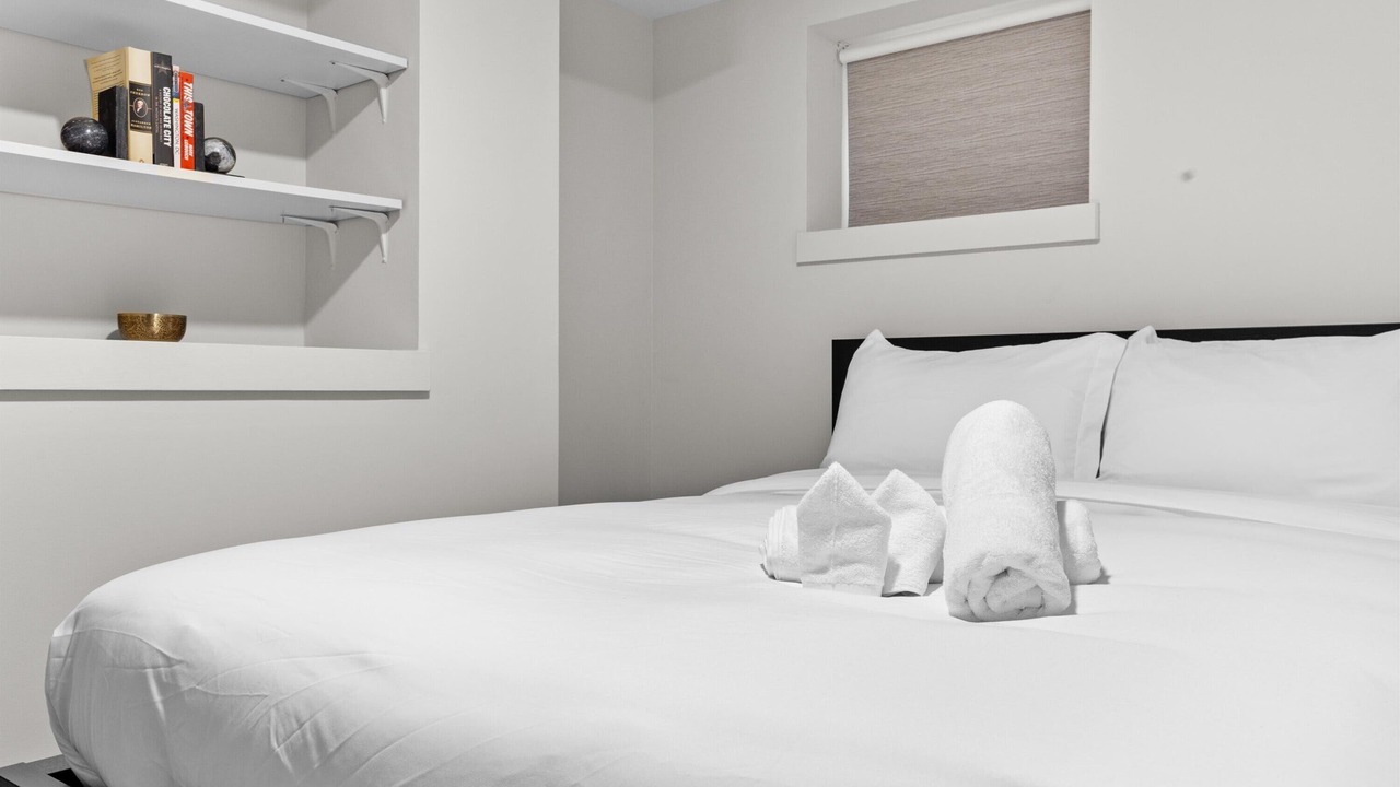 Photo of Bedroom in Logan Circle