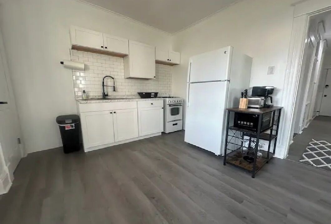 Photo of Kitchen in Seward Place