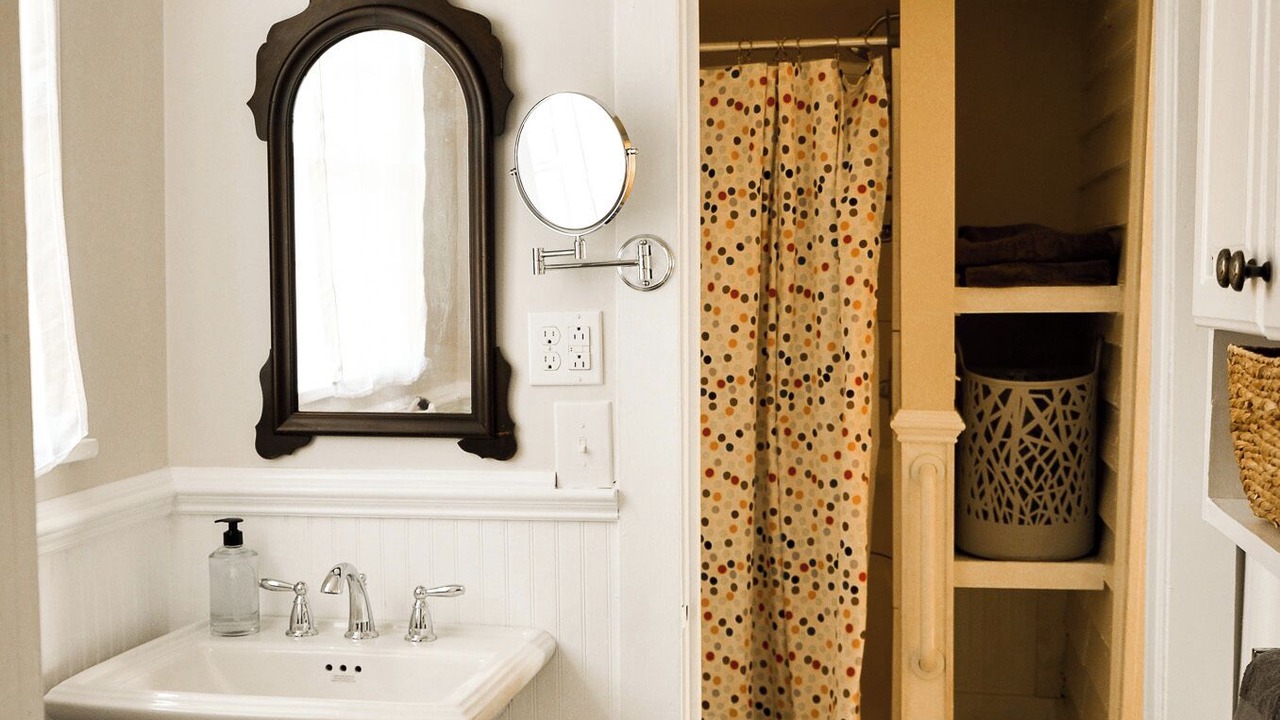 Photo of Bathroom in Fincastle