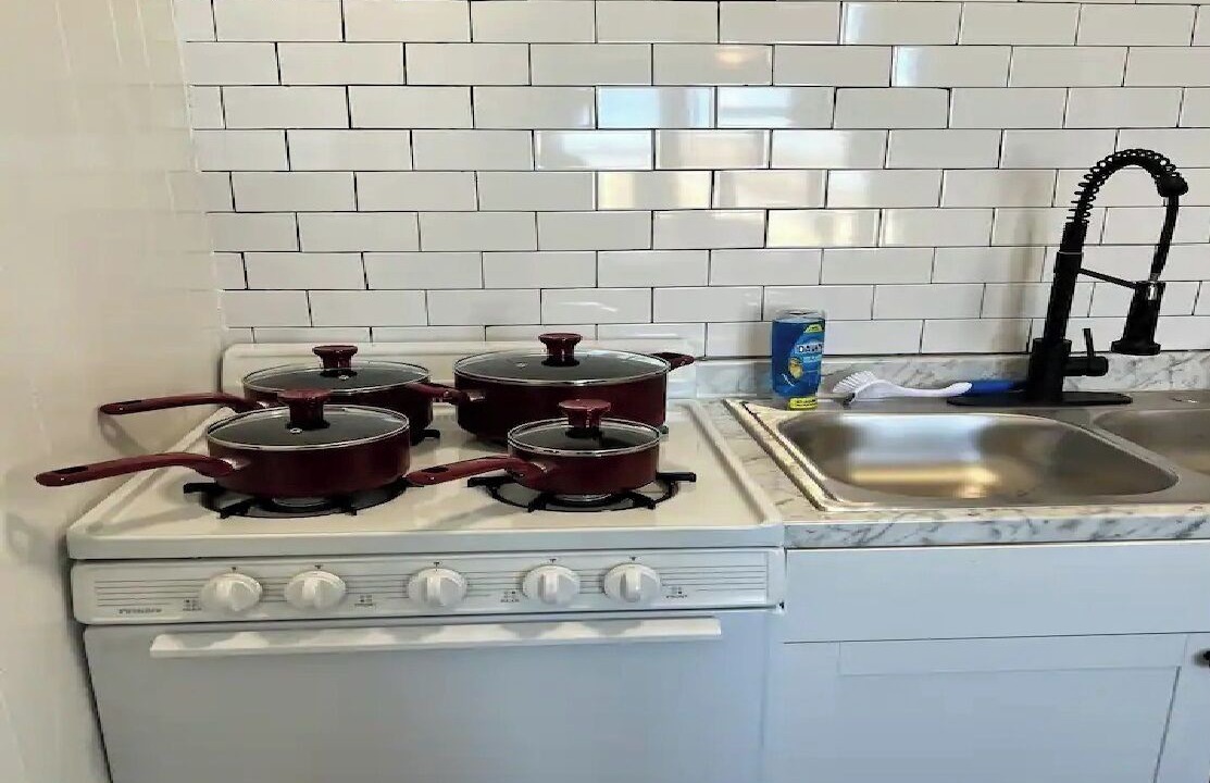 Photo of Kitchen in Seward Place