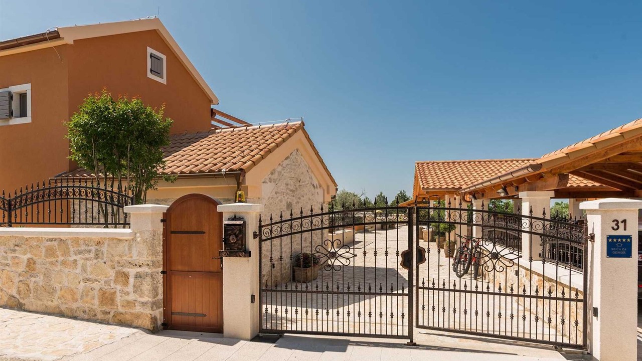 Photo of Outdoor in Bicine