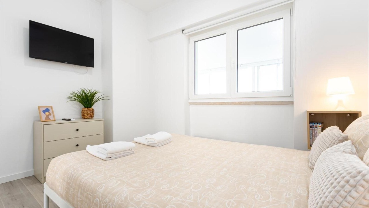 Photo of Bedroom in Cacilhas