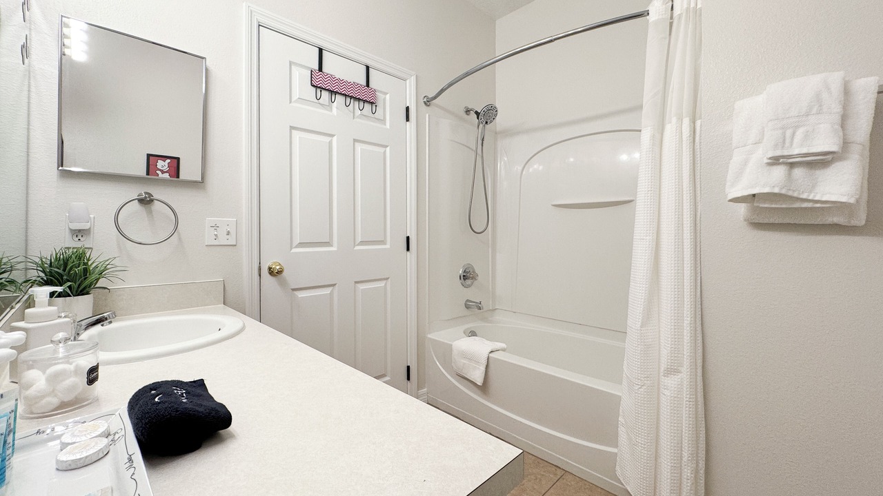 Photo of Bathroom in Windwood Bay
