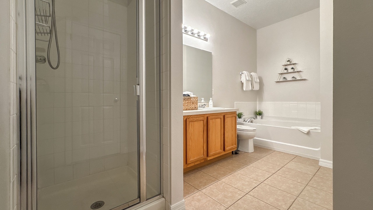 Photo of Bathroom in Windwood Bay